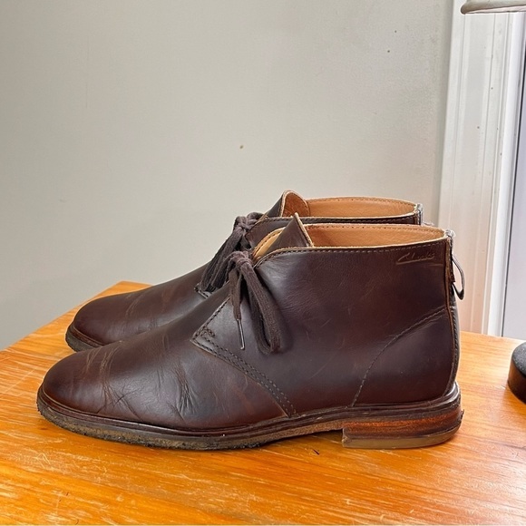 Clarks Men’s Clarkdale DBT Leather Desert Boot - Picture 4 of 16